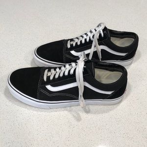 Classic Old Skool black canvas/leather Vans